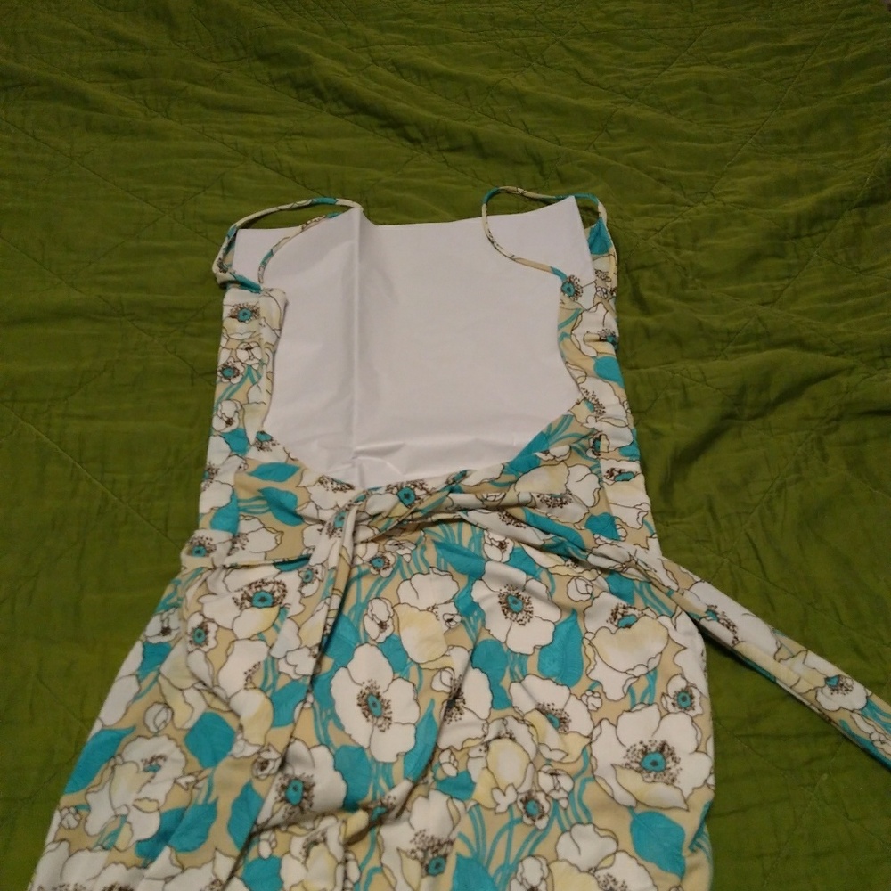 Beautiful Y2K backless floral dress - Picture 3 of 7